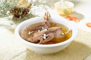 燕窝炖水鸭汤的功效